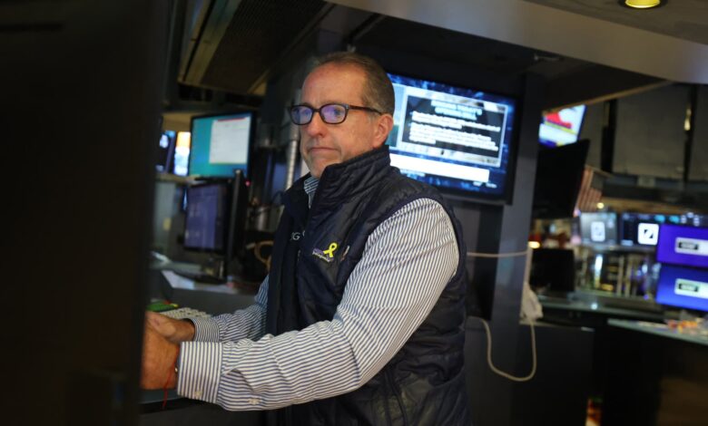 Stock market today: Live updates