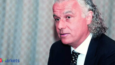 Gold price target of ,600 is now reasonable, says Jefferies’ Chris Wood. Here’s why