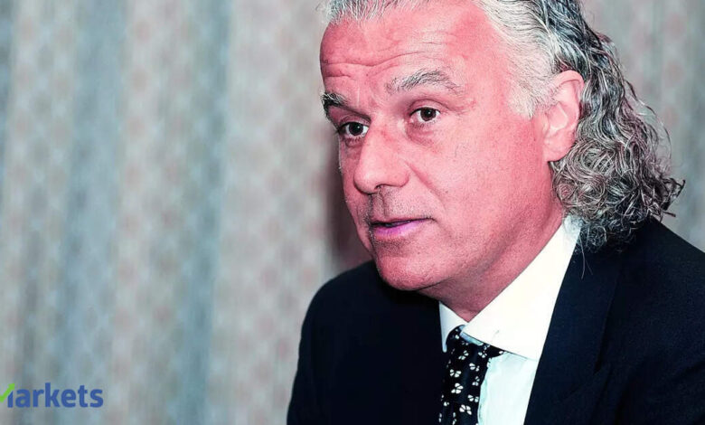 Gold price target of ,600 is now reasonable, says Jefferies’ Chris Wood. Here’s why