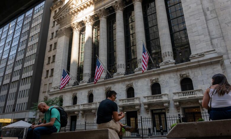 Dow, S&P 500, Nasdaq futures trade flat after Wall Street’s record-breaking rally fizzles out