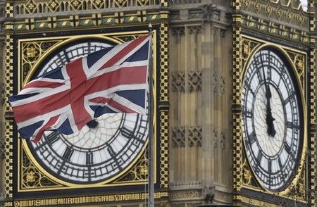 London stocks mixed as mining stocks rise