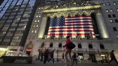 Wall Street ticks higher as technology stocks lead the way | Business