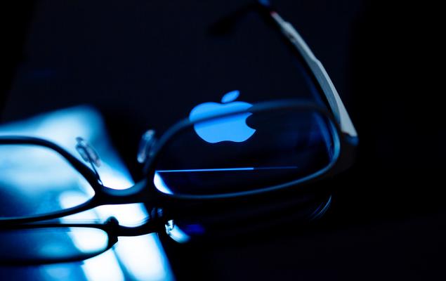 What to Know in Tech: iPhone Sales Deliver, AI Dominates – September 22, 2025 What to Know in Tech: iPhone Sales Deliver, AI Dominates – September 22, 2025