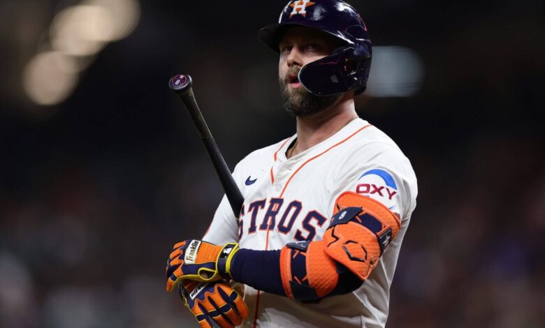 Astros sit Christian Walker in pivotal game, deepening questions about future Astros sit Christian Walker in pivotal game, deepening questions about future