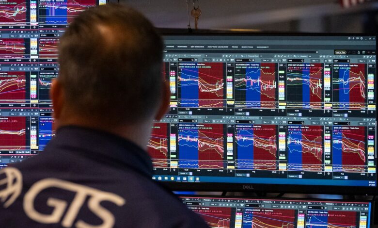 Stocks, bonds, gold, bitcoin. Which is best to invest in now?