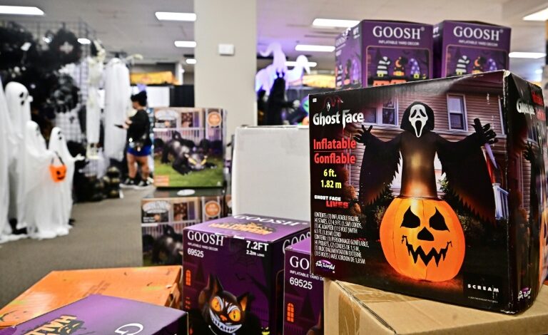 Global stocks rise as US inflation data hits forecast