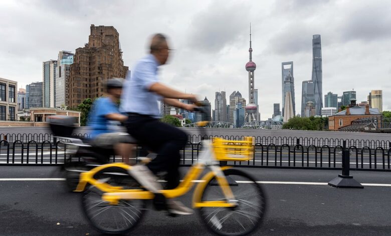 Asian Stocks Rise As Global Gauge Hits New Peak: Markets Wrap