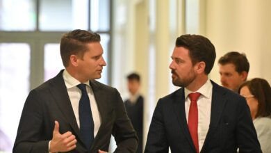 Hastie refuses to accept that politics, like military service, requires some discipline