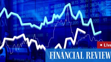 ASX falls; gold breaks through $US4000 per ounce barries