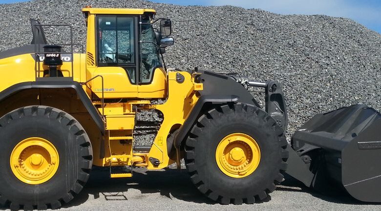 Did the Rio Tinto Remote Mining Deal Just Shift Hitachi Construction Machinery’s (TSE:6305) Investment Narrative?