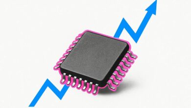 S&P 500 And Dow Set Records As Tech Stocks Dip