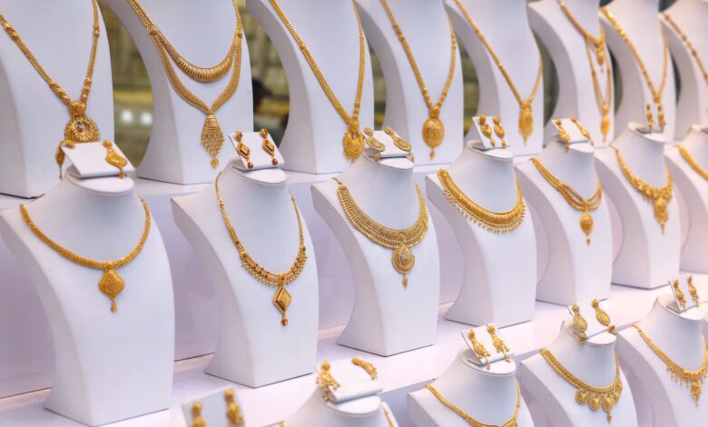 Stocks fall, Argentina peso rises with US Treasury move