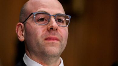 Fed’s Miran says calm bond market shows support for rate cuts