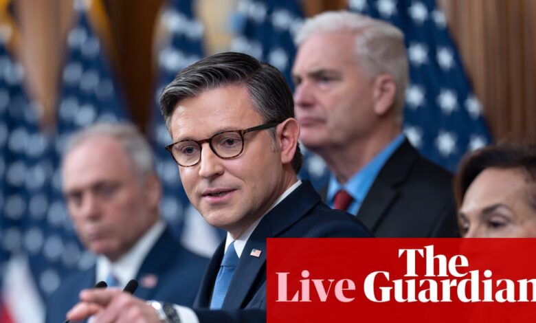 US government shutdown live: Speaker rejects blame over military pay and says Senate Democrats must ‘turn lights back on’ | US federal government shutdown 2025 US government shutdown live: Speaker rejects blame over military pay and says Senate Democrats must ‘turn lights back on’ | US federal government shutdown 2025