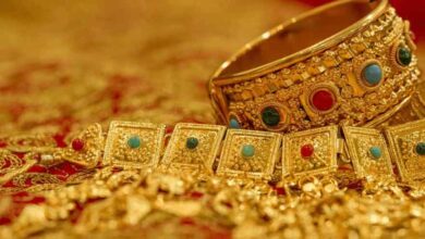 Gold and silver prices drop sharply in Karachi markets