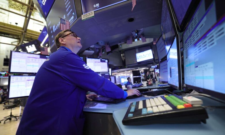 Stock Indexes Mostly Gain to Begin Week; AMD Shares Soar on OpenAI Deal