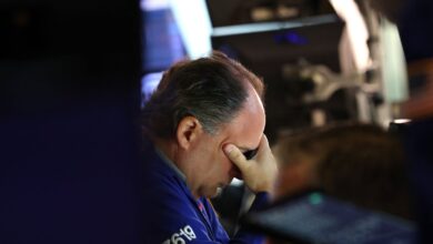 Stock Indexes Turn Lower After Trump Threatens ‘Massive’ Tariffs on China; Nasdaq Hits New Record Before Retreating; Gold Recrosses ,000