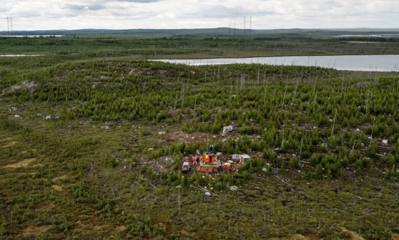 Power Metallic shakes for SGS Canada’s metallurgical studies