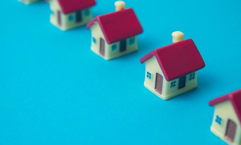 Can retirees use a reverse mortgage to buy a home?