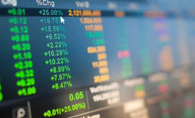 Global Shares Rise as Tech Stocks Drive Wall Street to New Records Global Shares Rise as Tech Stocks Drive Wall Street to New Records