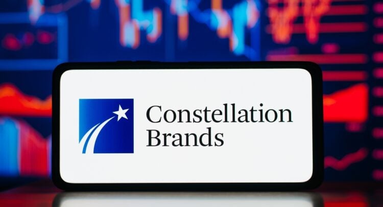 Is Constellation Brands (STZ) a Buy Ahead of Earnings?