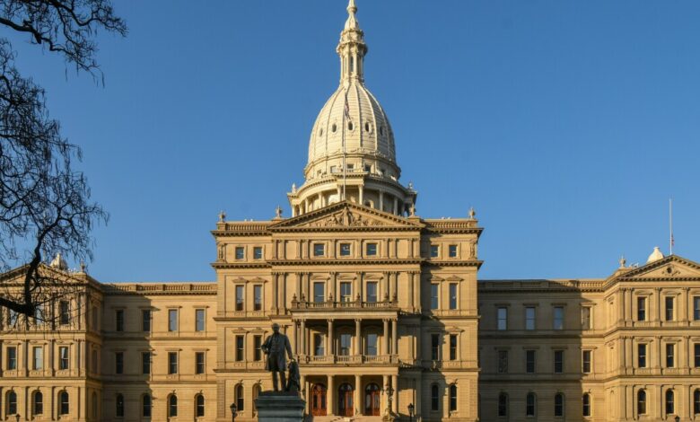 With budget finally signed, some Mich. lawmakers take on earmark transparency, economic development