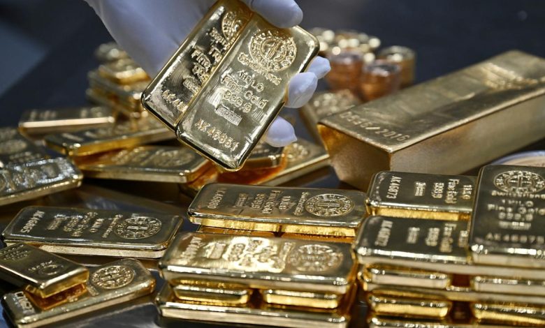 Gold Gets Choppy as CME Outage Gives Traders Another Headache