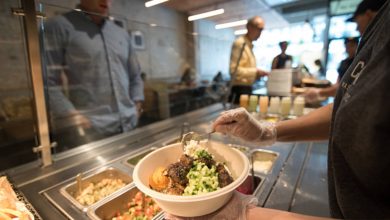 How Cava, Chipotle, Sweetgreen are trying to lure diners back to bowls