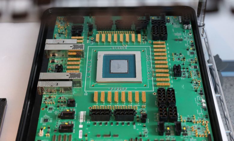 Broadcom is joining Alphabet in the AI rally. Why investors are jumping in Broadcom is joining Alphabet in the AI rally. Why investors are jumping in