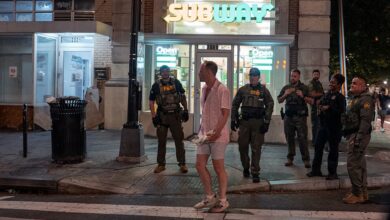 DC sandwich thrower Sean Dunn not guilty of assaulting federal agent