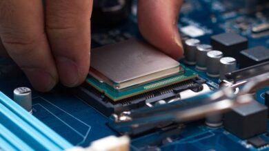 Avnet (AVT) Valuation: Weighing Revenue Growth Against Profit Pressures After Latest Quarterly Report