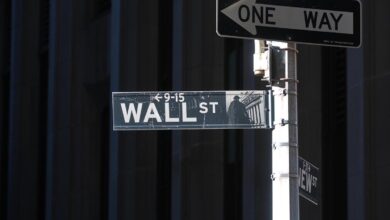 Nasdaq, S&P 500, Dow falter in bid to recover from tech-led sell-off