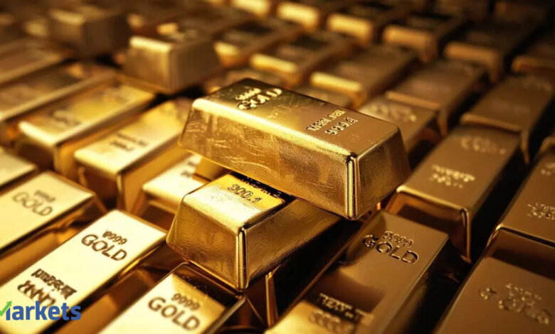 Is gold price too high or is it still low? Aswath Damodaran finds out using 2 metrics