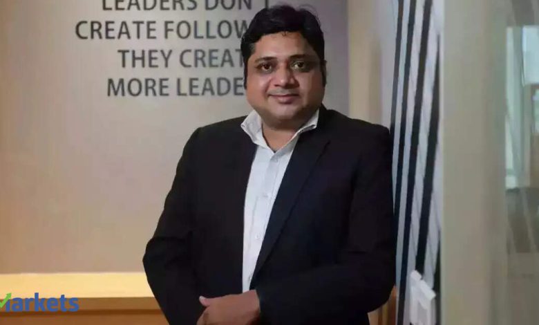 Narendra Solanki cautions against short-term bets on high-flying IPOs