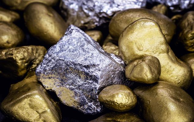 GFI vs. CDE: Which Gold-Mining Stock is the Better Buy Right Now? – November 28, 2025