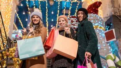 Half of Holiday Shoppers Are More Likely to Complete Their Purchase With Buy Now, Pay Later Services – PayPal Holdings (NASDAQ:PYPL)