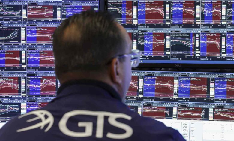 Dow Falters as Cloud Deals Boost Nasdaq; Kenvue Stock Soars on Kimberly-Clark Takeover