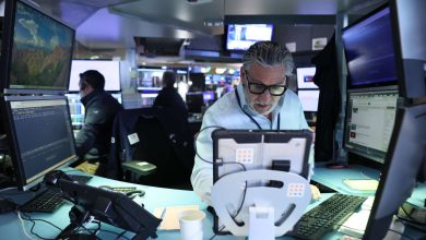 Stock Indexes Mixed Ahead of Nvidia Results; S&P 500, Dow Look to End 4-Session Skids