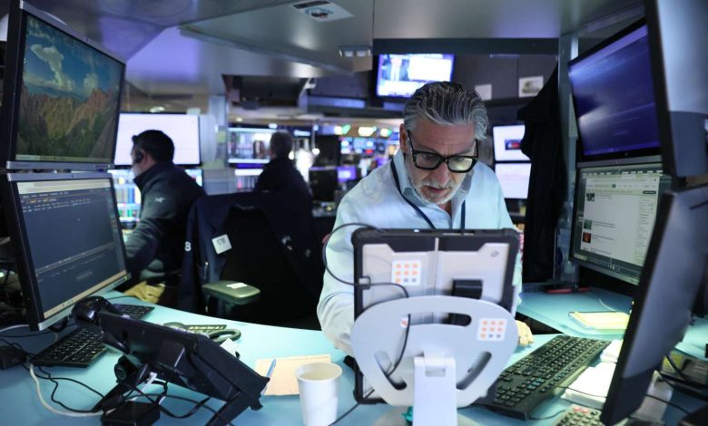 Stock Indexes Mixed Ahead of Nvidia Results; S&P 500, Dow Look to End 4-Session Skids