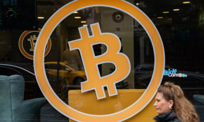 Tech stocks & Bitcoin retreat on valuation fears