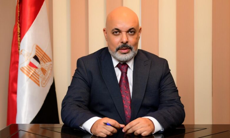 Gold prices fall 3.6% in one week amid market correction