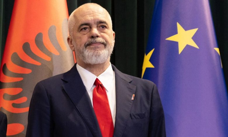 From politics to painting: works by Albanian prime minister Edi Rama are new art fair favourites – The Art Newspaper From politics to painting: works by Albanian prime minister Edi Rama are new art fair favourites – The Art Newspaper