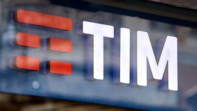 Telecom Italia wins .2 billion court payout