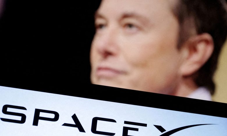SpaceX aims for 0B valuation in secondary share sale, WSJ reports SpaceX aims for 0B valuation in secondary share sale, WSJ reports