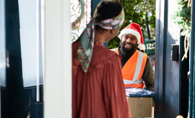 How Much To Tip During Holidays, Plus Money Tools That Make It Easy