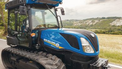 CNH Industrial (NYSE:CNH) Valuation in Focus After Earnings Drop and Sector Weakness Outlook