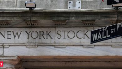 Dow Jones, Nasdaq, S&P 500 futures move modestly after major indexes snapped losing streaks; Trading schedule for holidays comes in