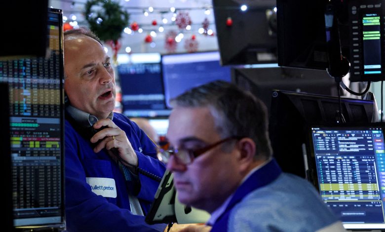 US stock futures inch down in thin trading, but Wall Street eyes yearly gains