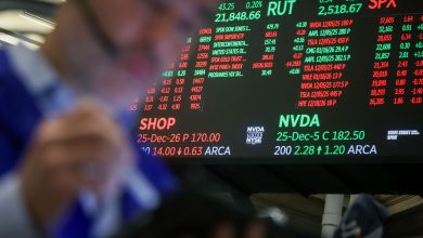 Stocks Tick Higher After Key Inflation Data; Netflix To Buy Warner Bros. in B Deal