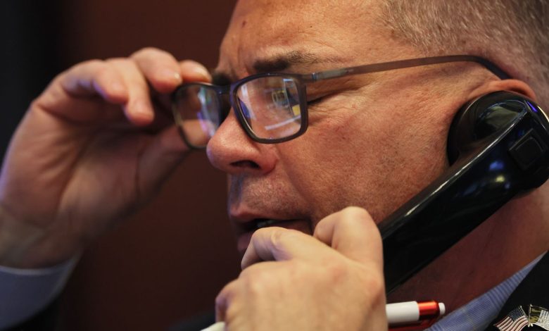 Stock Indexes Jump as Tech Shares Surge for 2nd Straight Day